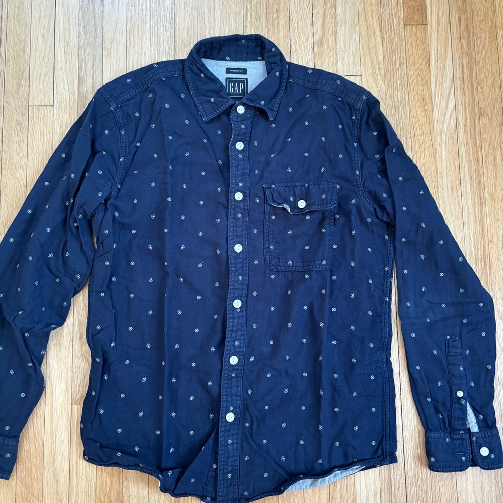 GAP Men's Dark Blue Patterned Shirt